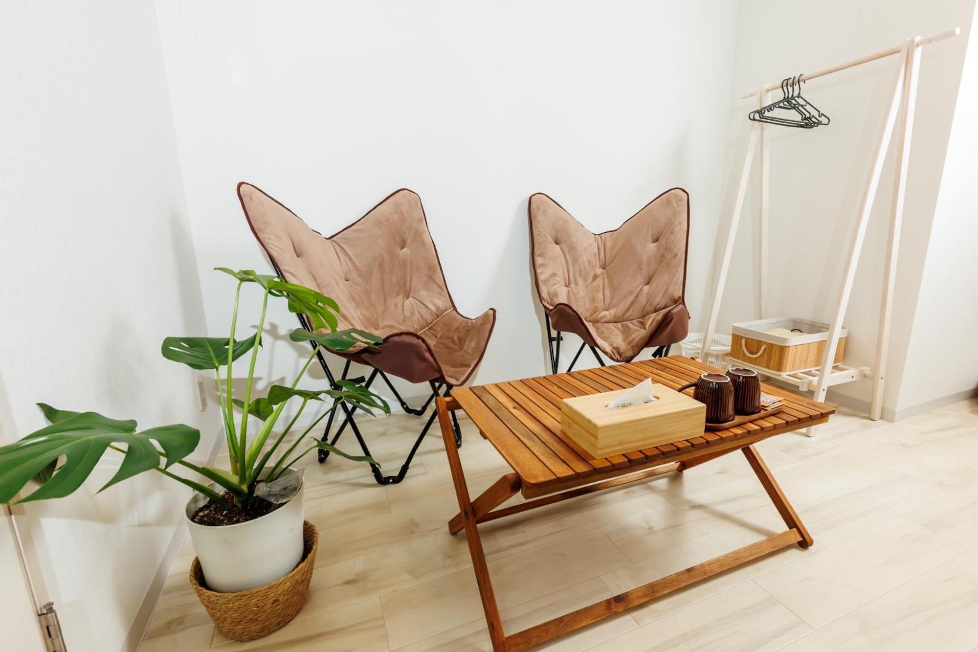 Ferienwohnung Hideaway Miyakojima Ōsaka Exterior foto